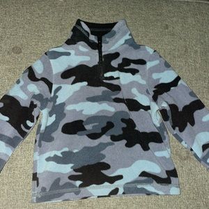 Blue and gray camo pullover
